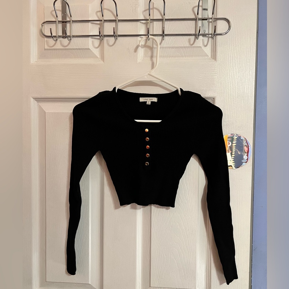 Black long sleeve shirt